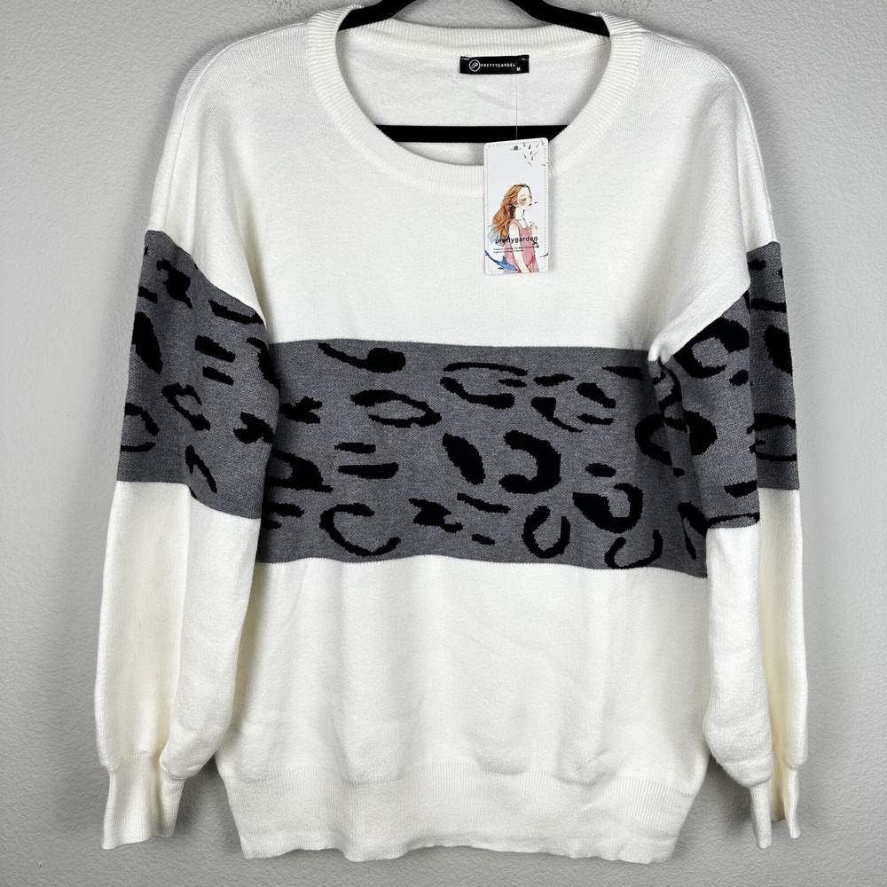 Pretty Garden Sweater Size Medium Cream Gray Animal Print
